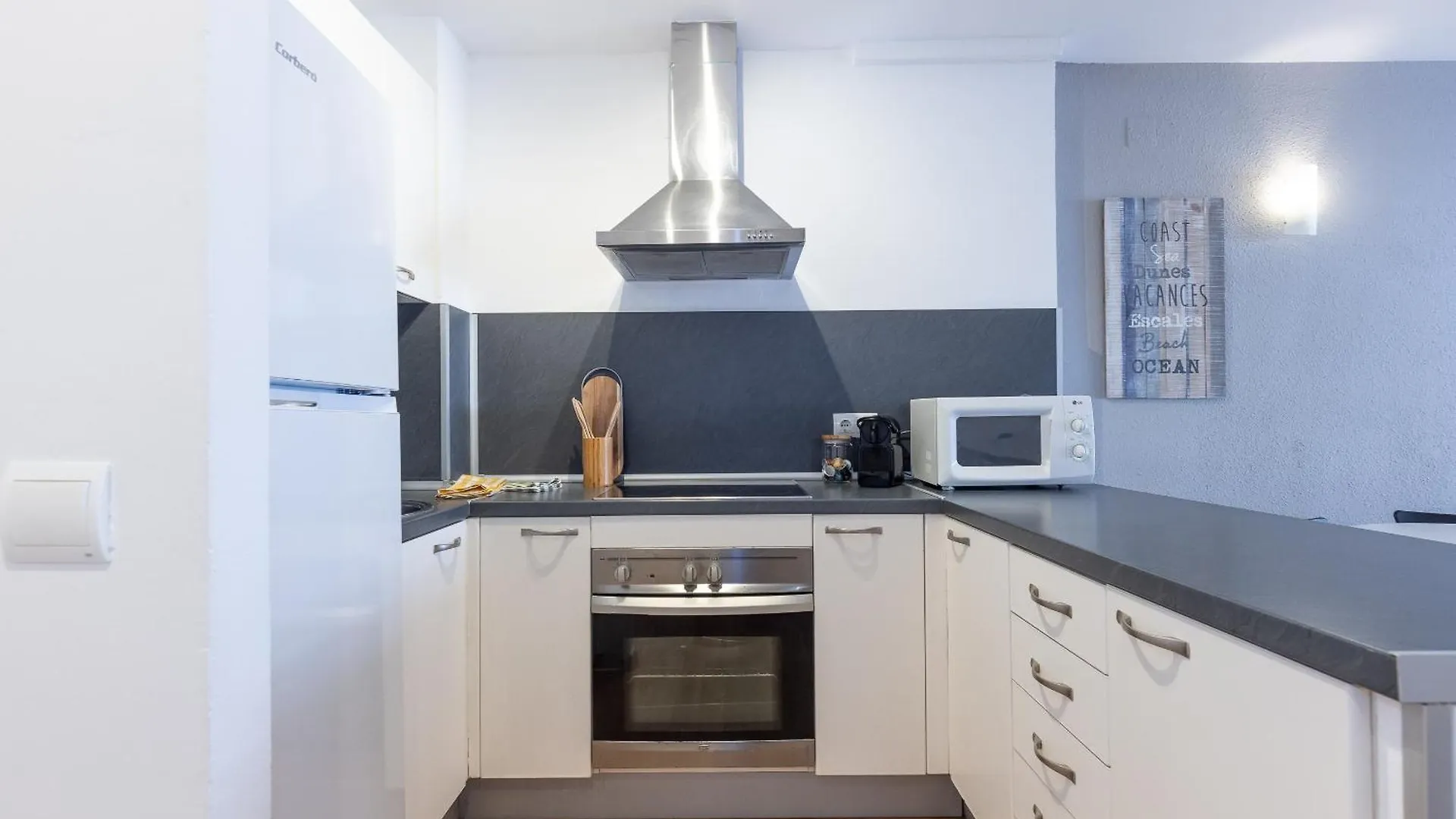 Uhc Novelty Apartments Salou