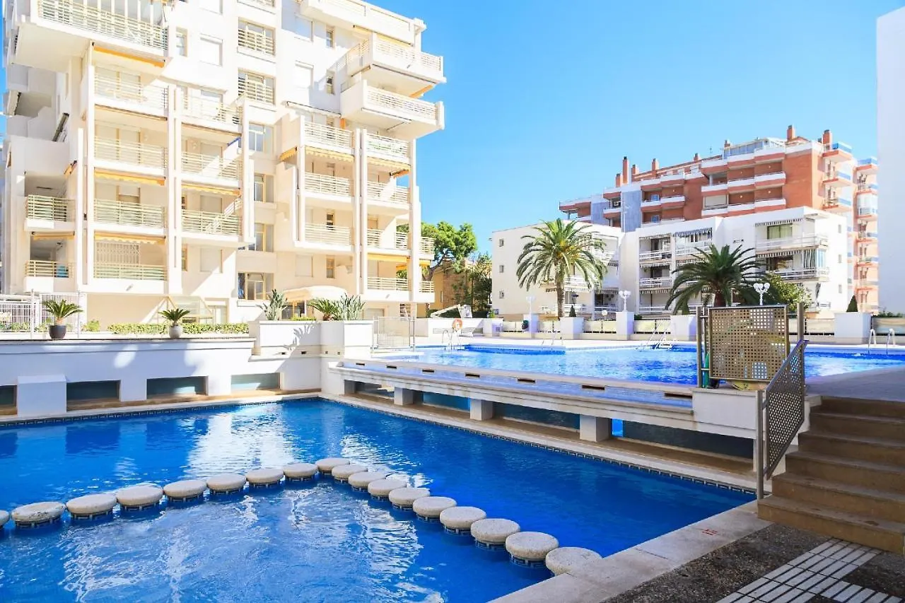 Uhc Novelty Apartments Salou İspanya