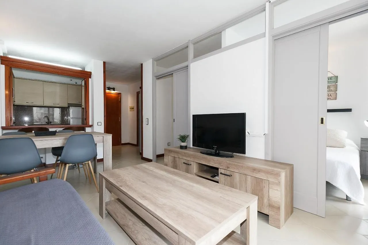 Uhc Novelty Apartments Salou 0*,  İspanya