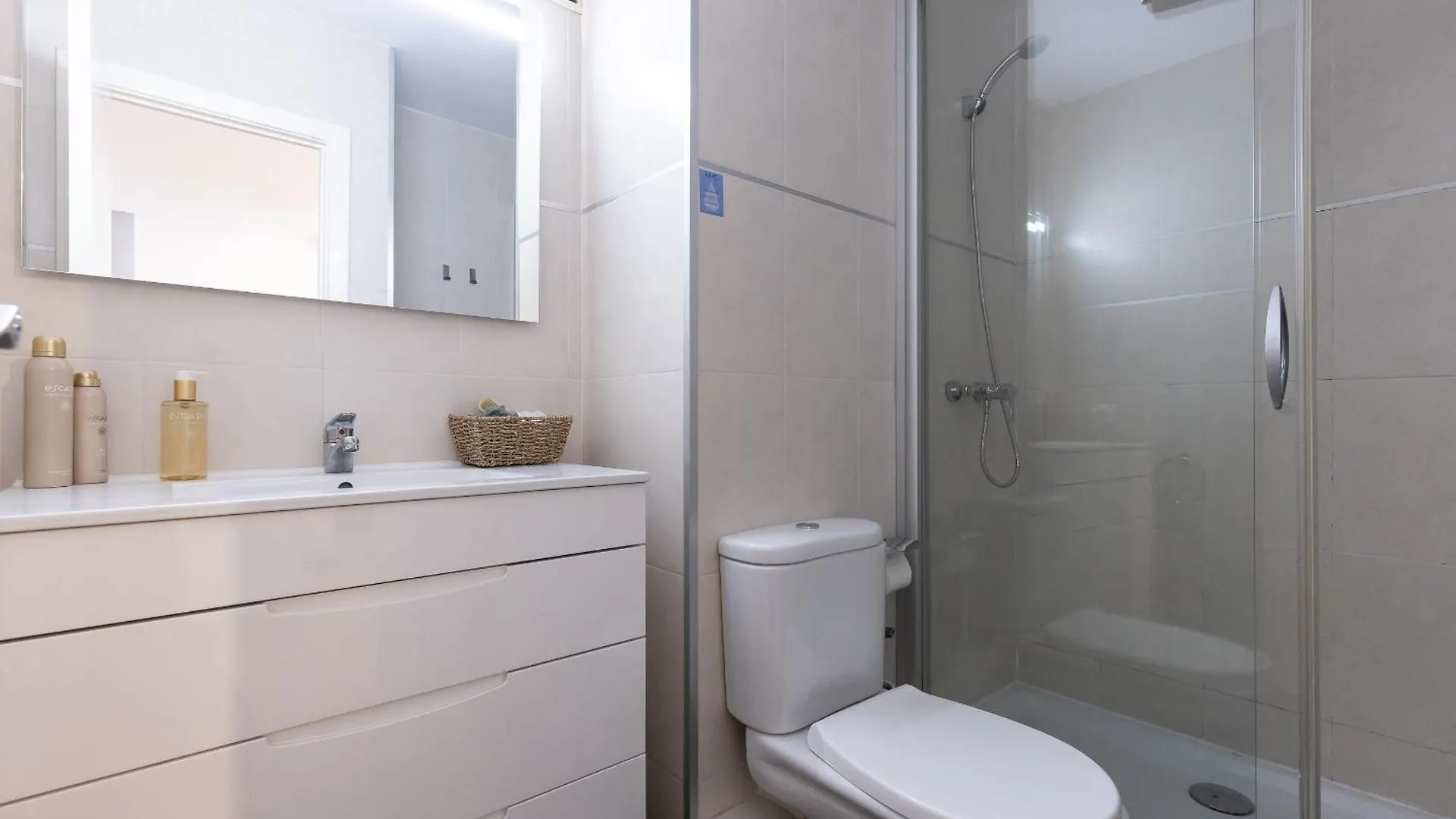Uhc Novelty Apartments Salou Spain